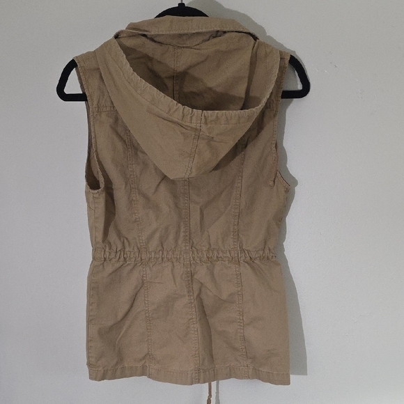 Love Tree Tan Utility Vest With Collar And Hood - Picture 4 of 7
